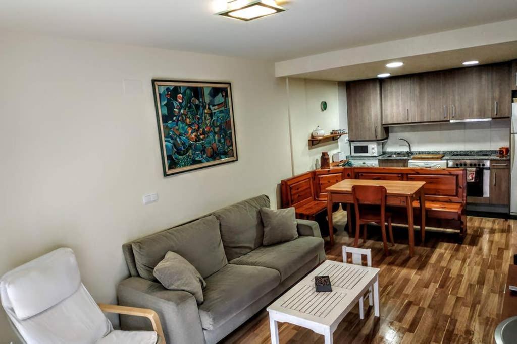 Bonito Apartamento En Ainsa Exterior photo